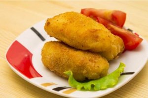 チーズ入りツナコロッケの作り方