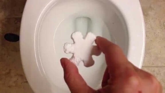 トイレクリーナー