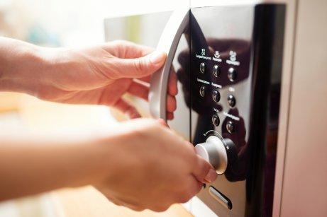 電子レンジを使った消毒