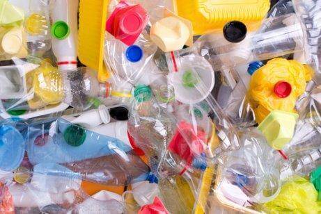 プラスチック包装