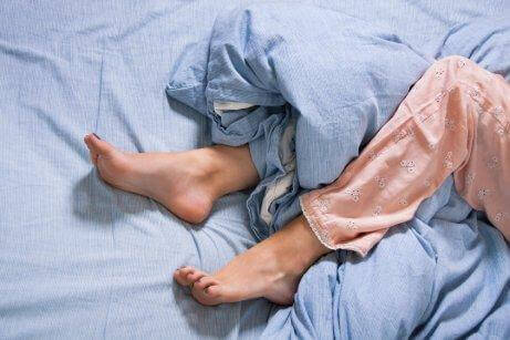 夜間の不快感