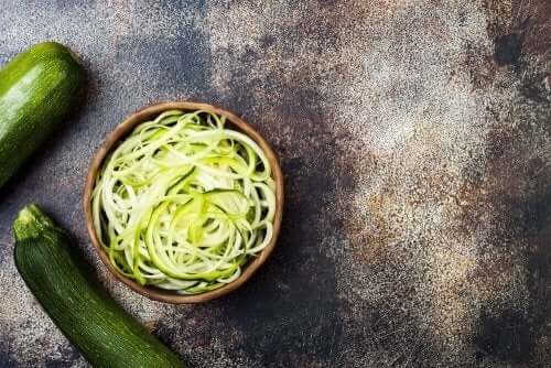 ズッキーニ 旬の野菜 レシピ