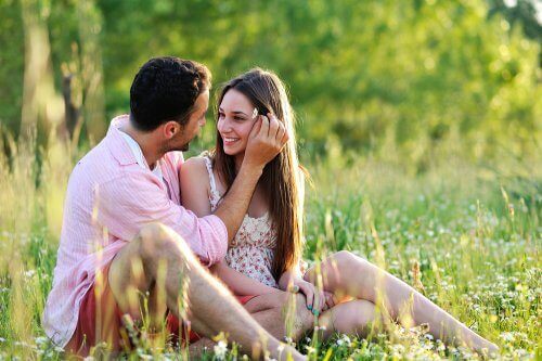 恋人たち 若いうちに結婚する5つのメリット
