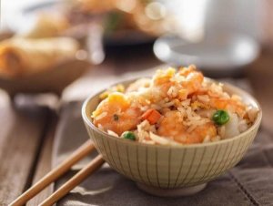 誰でも簡単に作れる美味しいチャーハンのレシピとは?