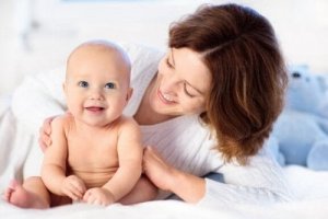 月齢別:乳児の運動能力の発達