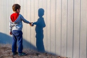 イマジナリーフレンド:空想上の友達がいる子供とは?