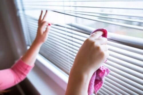 ブラインドの掃除
