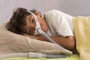 子どもにおける閉塞性睡眠時無呼吸症候群について