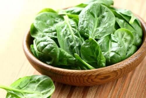 筋肉量を増やすのに役立つほうれん草 筋肉量 増加 野菜