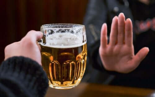 尿失禁にアルコールは悪影響 尿失禁 治療 