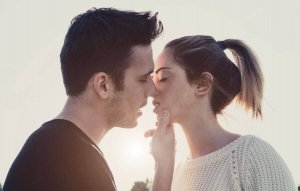 キスが上手くなる10のテクニック