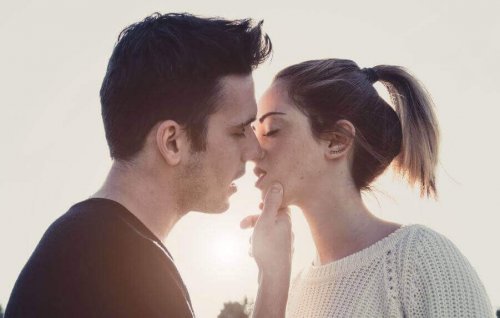 キスが上手くなる10のテクニック