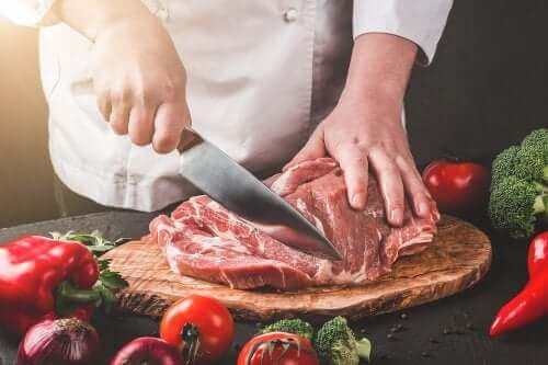 肉類を食べずに健康的な食事を実践する方法