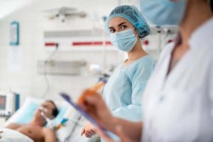 人工呼吸器による治療