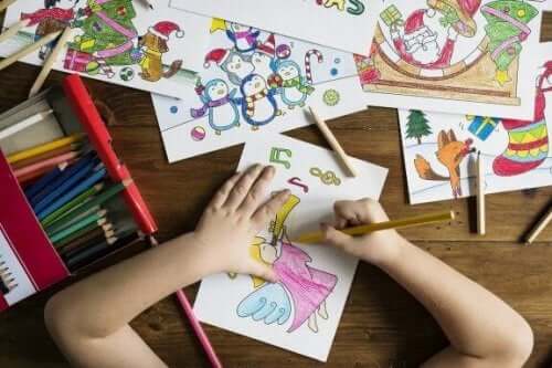 絵を描くこと：子供にとっての8つの利点とは
