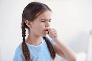 夜間の子どものせきを止める7つのヒント