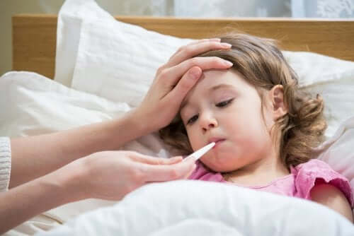 子供の発熱　インフルエンザの症状を緩和するお茶