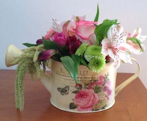 じょうろの花瓶