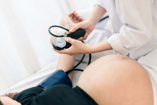 妊娠中の定期検診
