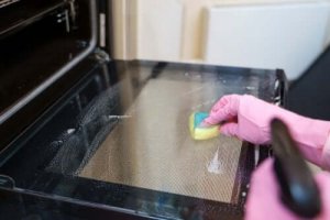 オーブンをピカピカにするためのコツ5つ
