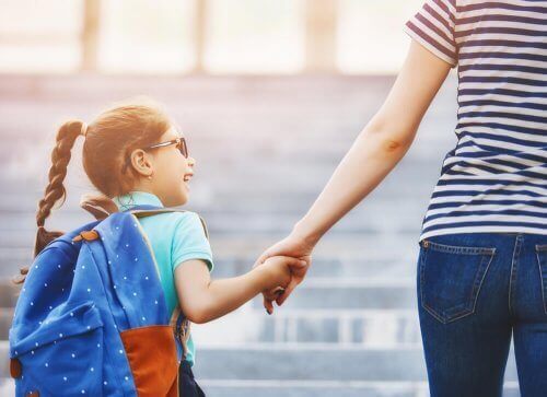 子どもの学校 登校