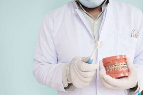 歯科矯正中に歯科衛生を良好に保つための7つの鍵