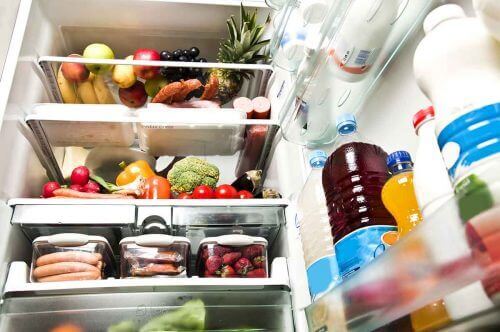 食品の加工方法が栄養価に与える影響　冷蔵庫