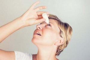 ブリモニジン点眼薬の使用法と副作用