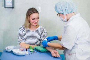 血液検査を受ける頻度の目安とは?