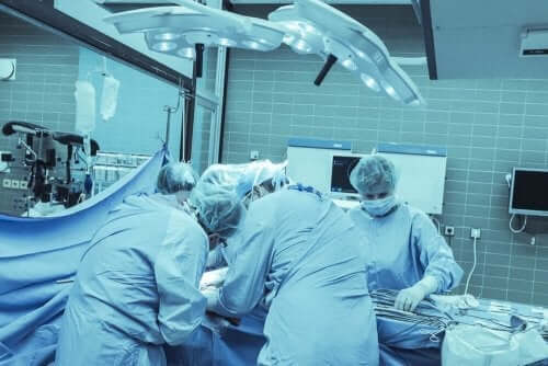 大腿切断に関して知っておくべき14のステップ 切断術