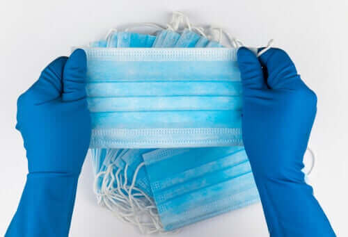 新型コロナウイルスからの保護に役立つマスク フィルターマスク