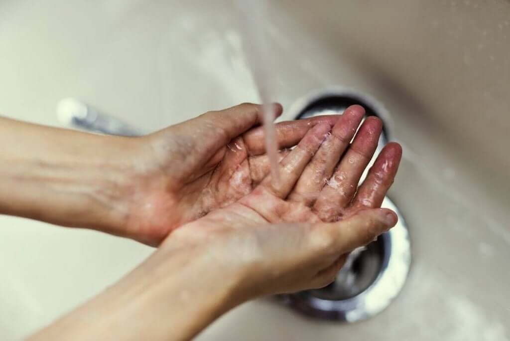 新型コロナウイルスとガン：知っておくべきこと　手洗い