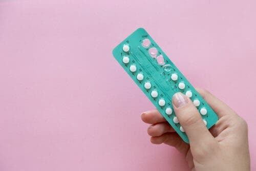 デソゲストレルの使用とその副作用