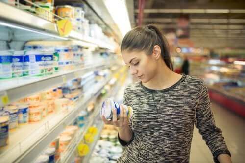 食品添加物〜アレルギーやその症状、治療法について