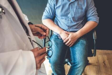 医師の診断 男性の膀胱炎