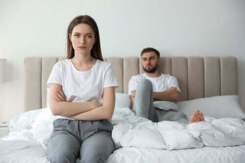 愛する人との関係において生じる問題を解決する方法 喧嘩をするふたり