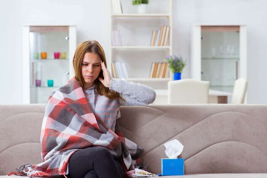 感染症であるレプトスピラ症の症状について 病気の女性