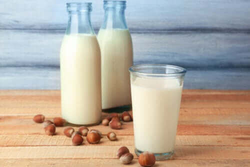 ヘーゼルナッツミルクの栄養価と特徴