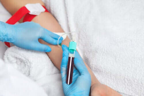 様々な治療に役立つ血漿輸血とは何？