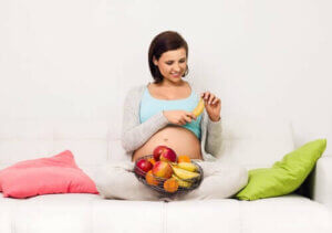 気をつけて！妊娠中の高糖質食のリスク