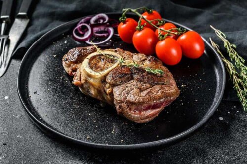 ステーキの玉ねぎ添え　　レシピ