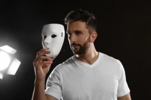ドラマセラピーって? どんな効果があるの?